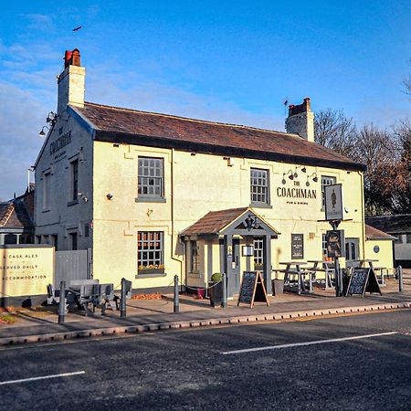 The Coachman Pub, Hartford, Room Only Hartford  Екстериор снимка